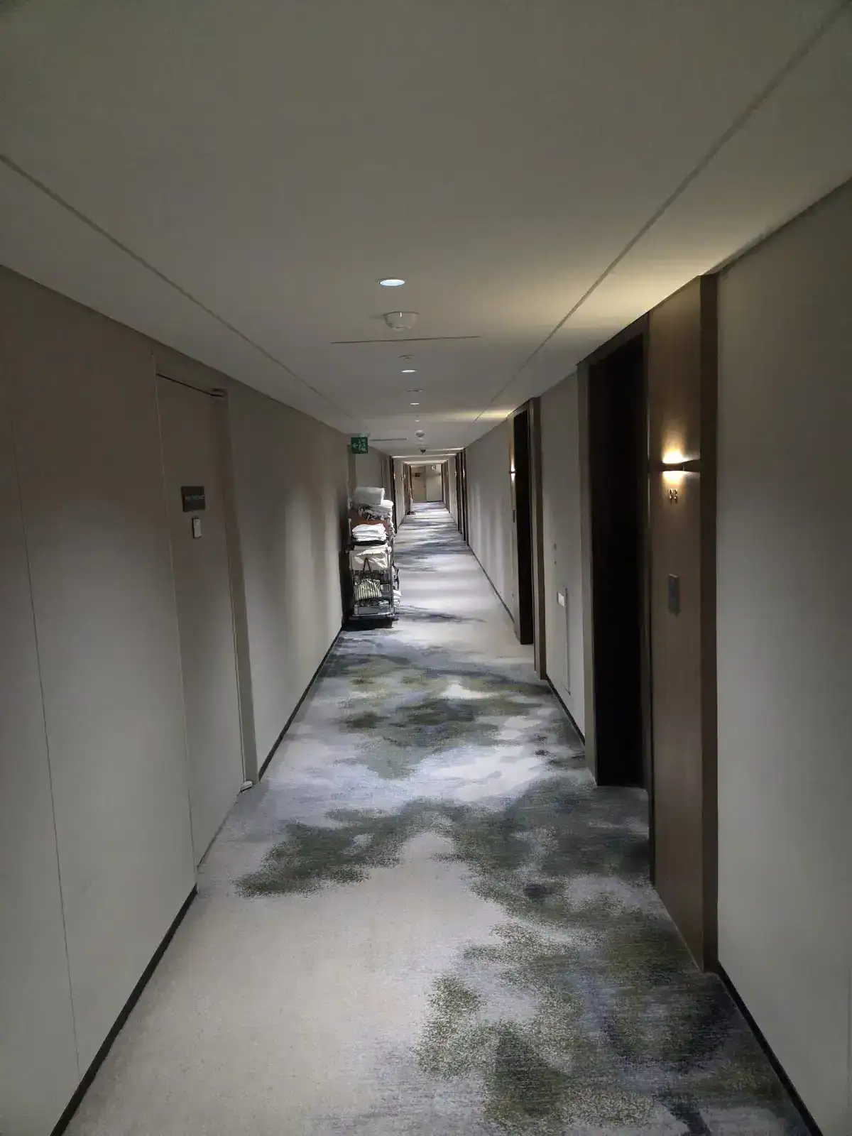 그랜드 워커힐 10층 복도